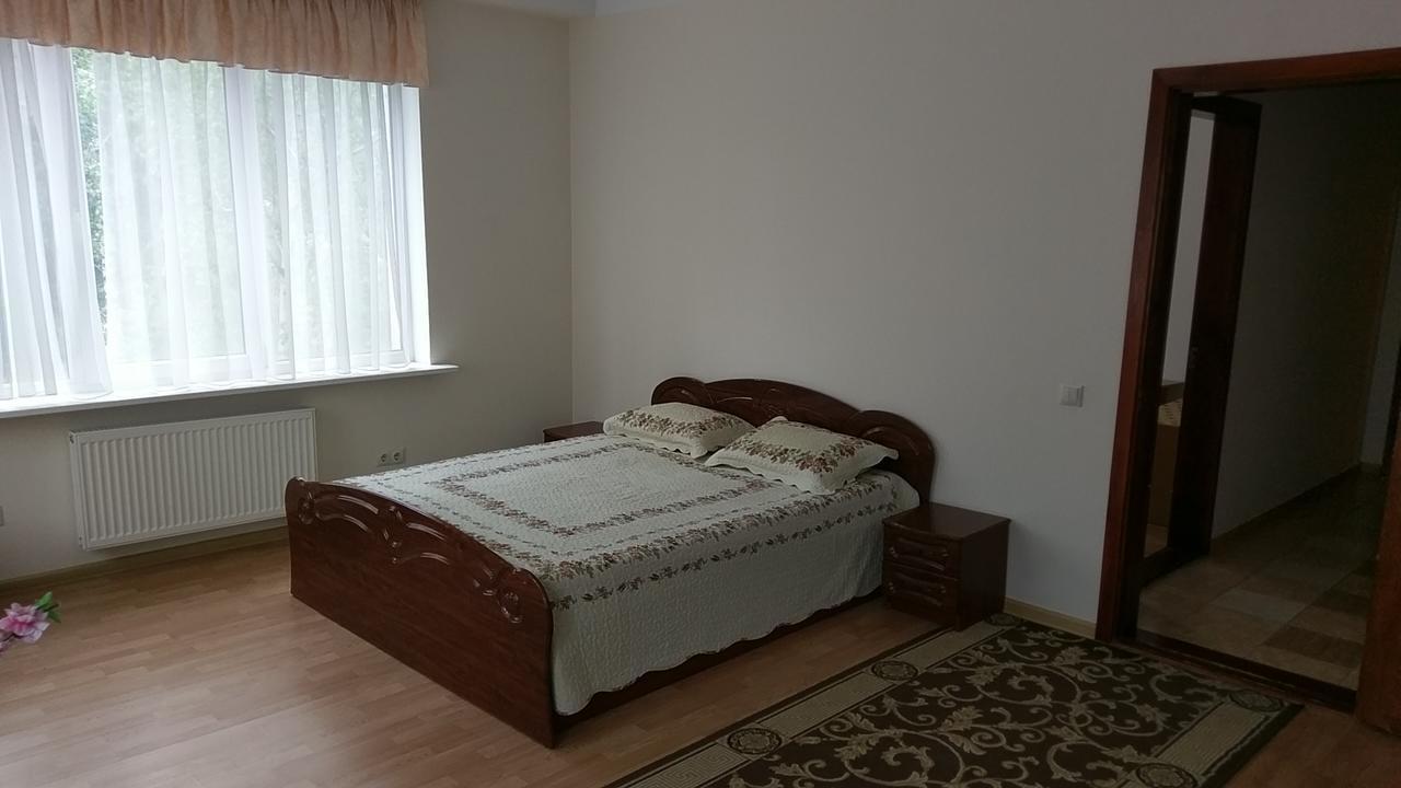 Sviatoshyn Aparthotel Kyjev Exteriér fotografie