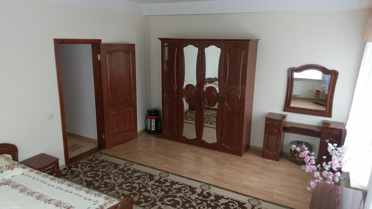Sviatoshyn Aparthotel Kyjev Exteriér fotografie